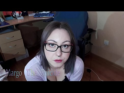 ❤️ Сексуальная Девушка В Очках Глубоко Сосет Фаллоимитатор На Камеру ️ Домашнее порно у нас
